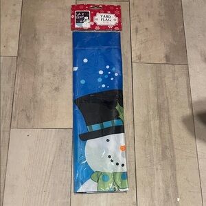 NWT- Festive Snowman Yard Flag
